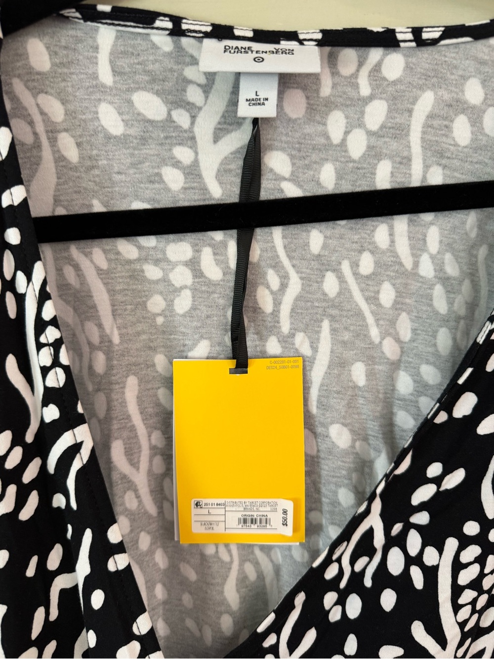 NWT Diane Von Furstenberg Black & White Abstract Long Sleeve Wrap Midi Dress - Picture 5 of 9